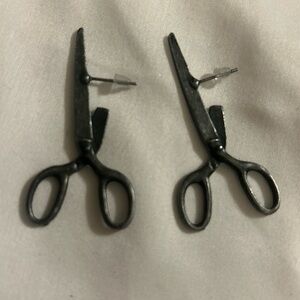 Antique Silver scissor cut illusion earrings dark silver color Emo stylist goth